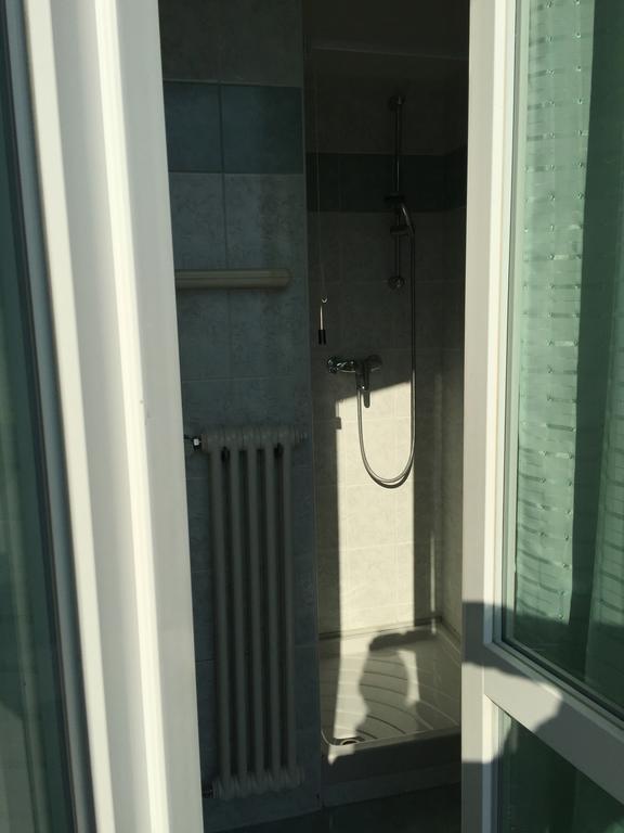 Hotel Plinio Lenno Luaran gambar